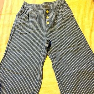 Wide leg capri blue stripe summer pants